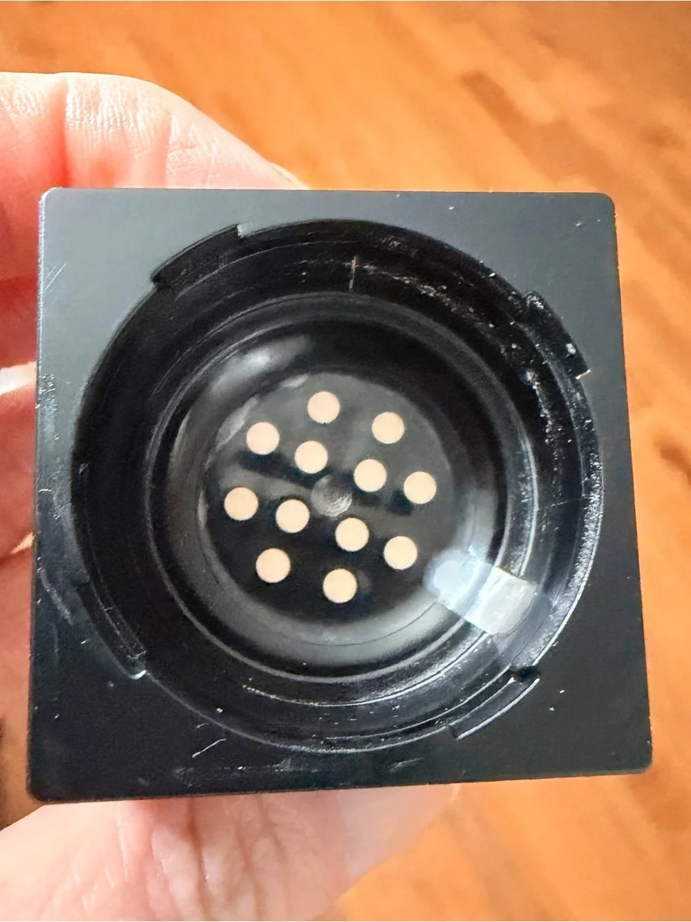 Huda Beauty peach pie baby bake.loose baking and setting powder.
